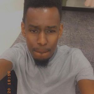 Meet your Posher, Emmanuel